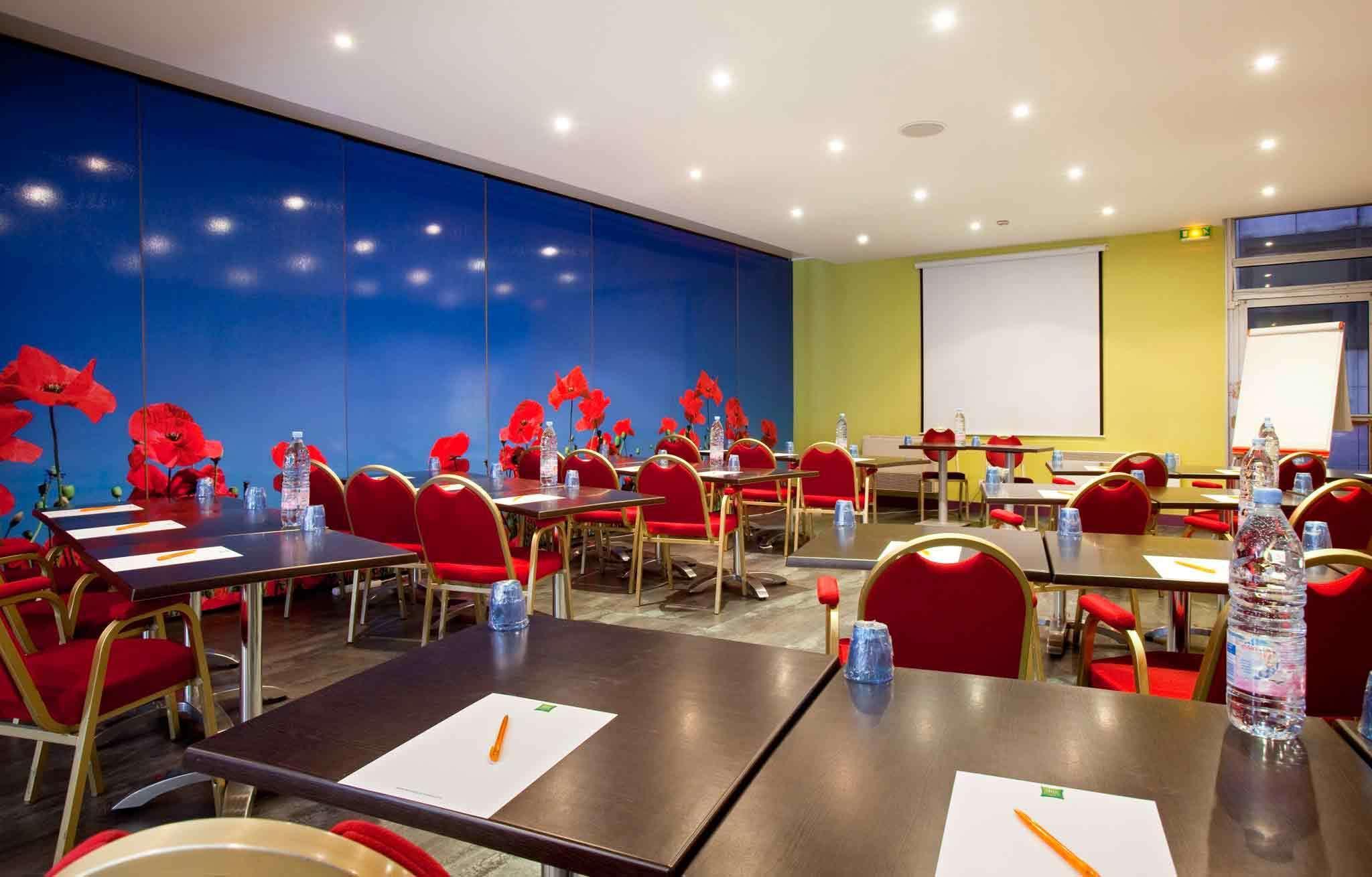 Ibis Styles Fontenay Exterior foto