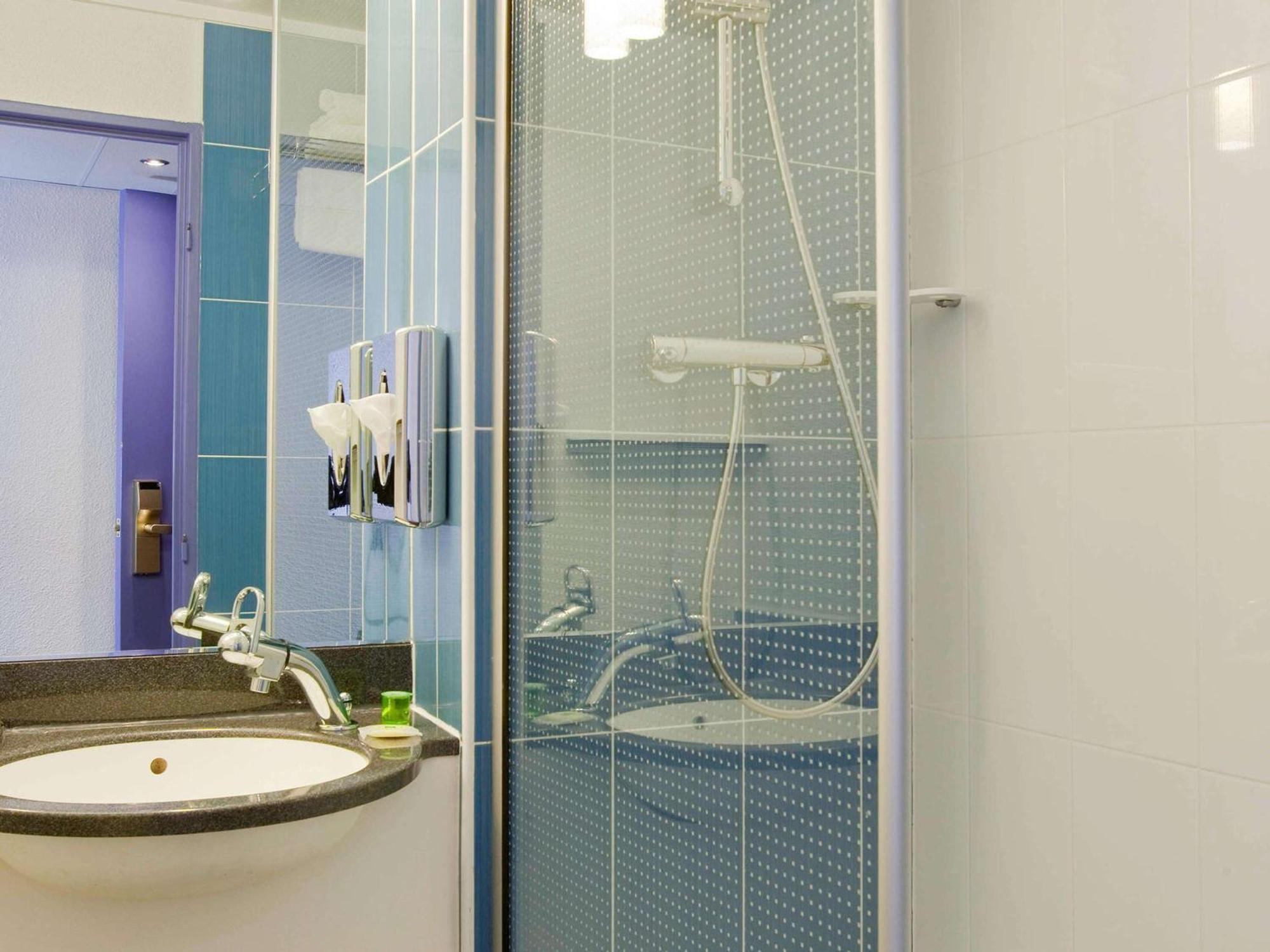 Ibis Styles Fontenay Exterior foto